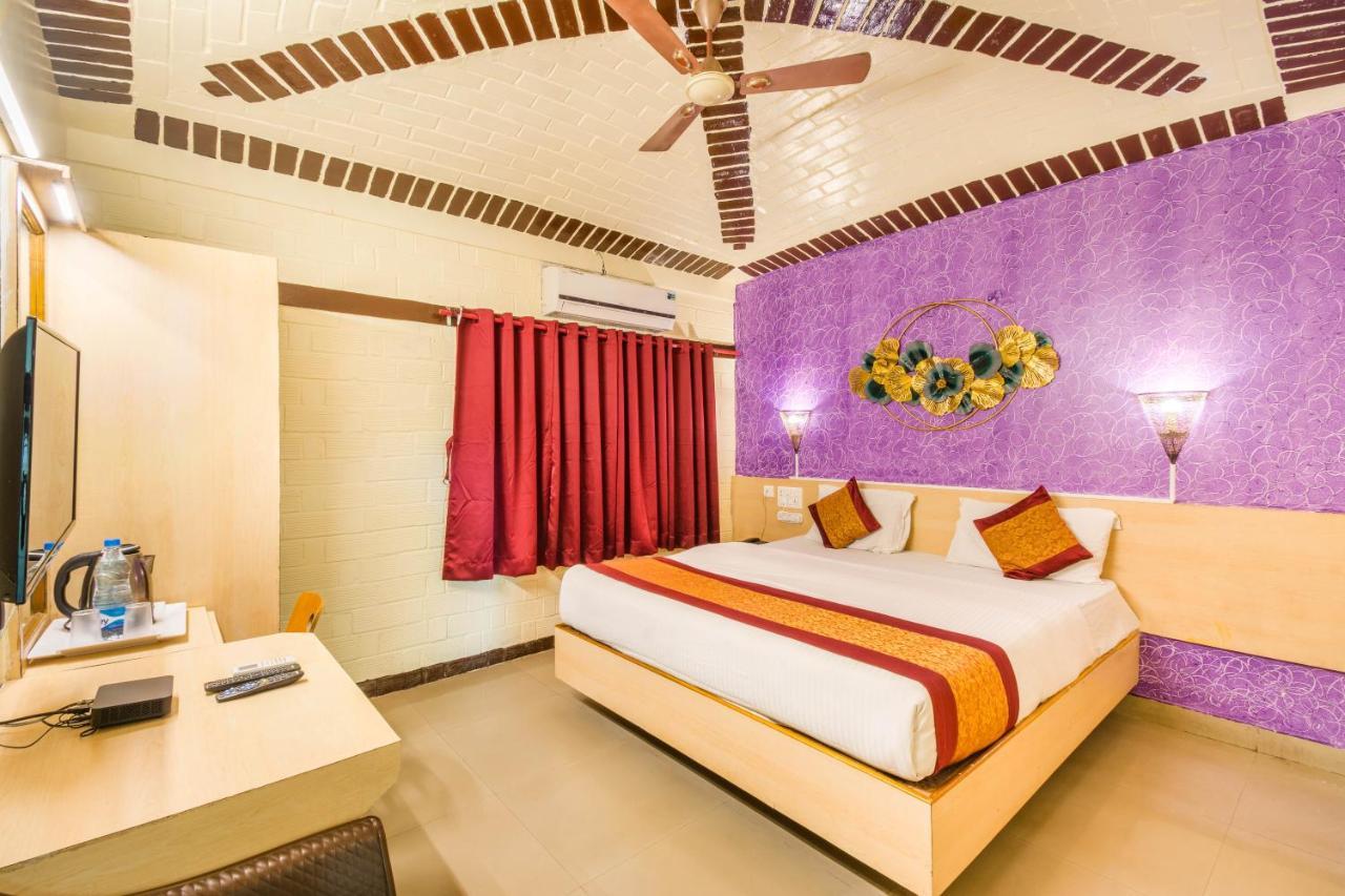 Casa Holiday Resorts Araku Eksteriør billede